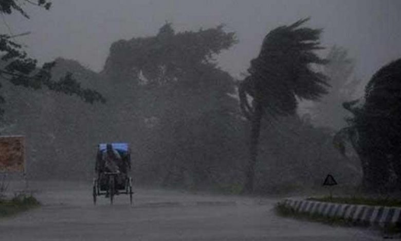 দেশের ২০ অঞ্চলে ঝড়ের শঙ্কা